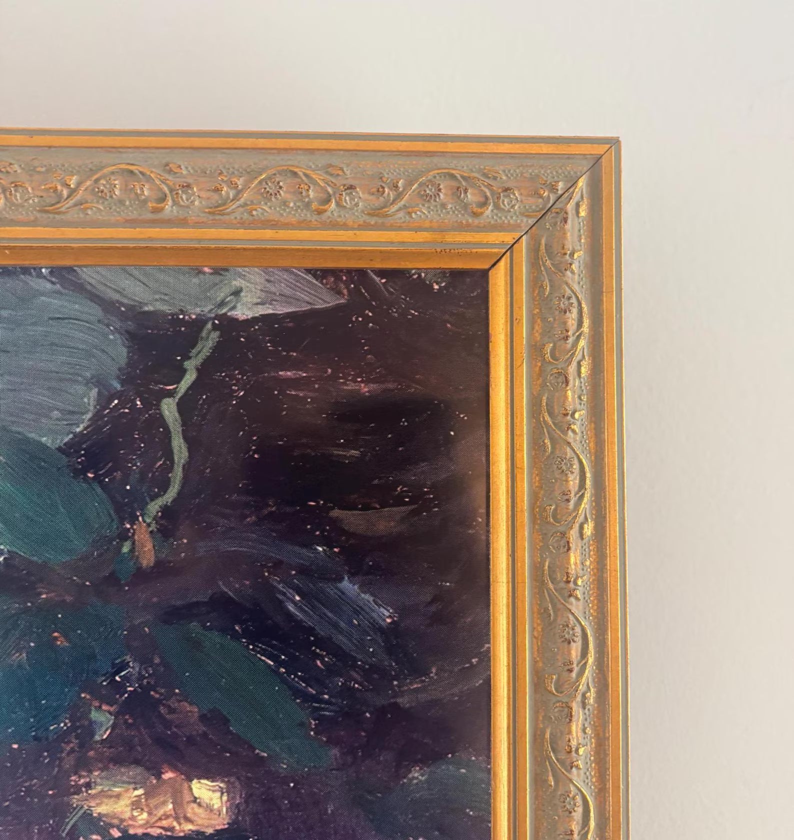 'The Phoebe' TV Frame